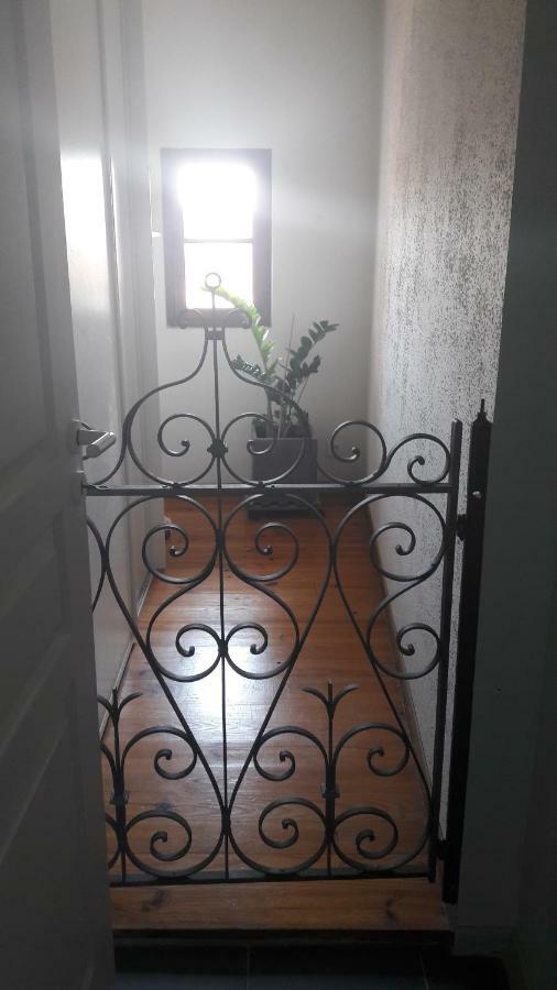 Le Cerf Volant Apartment Алби Екстериор снимка