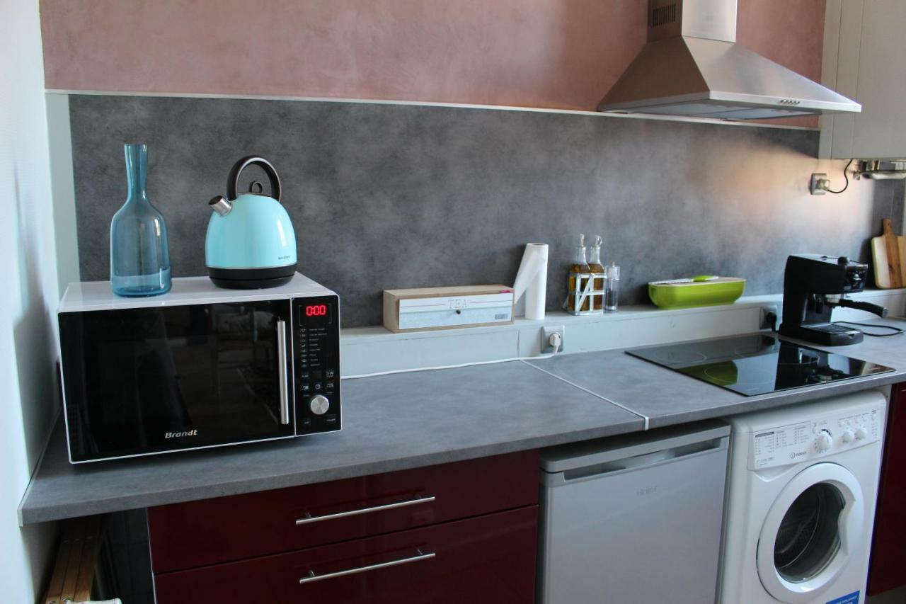 Le Cerf Volant Apartment Алби Екстериор снимка