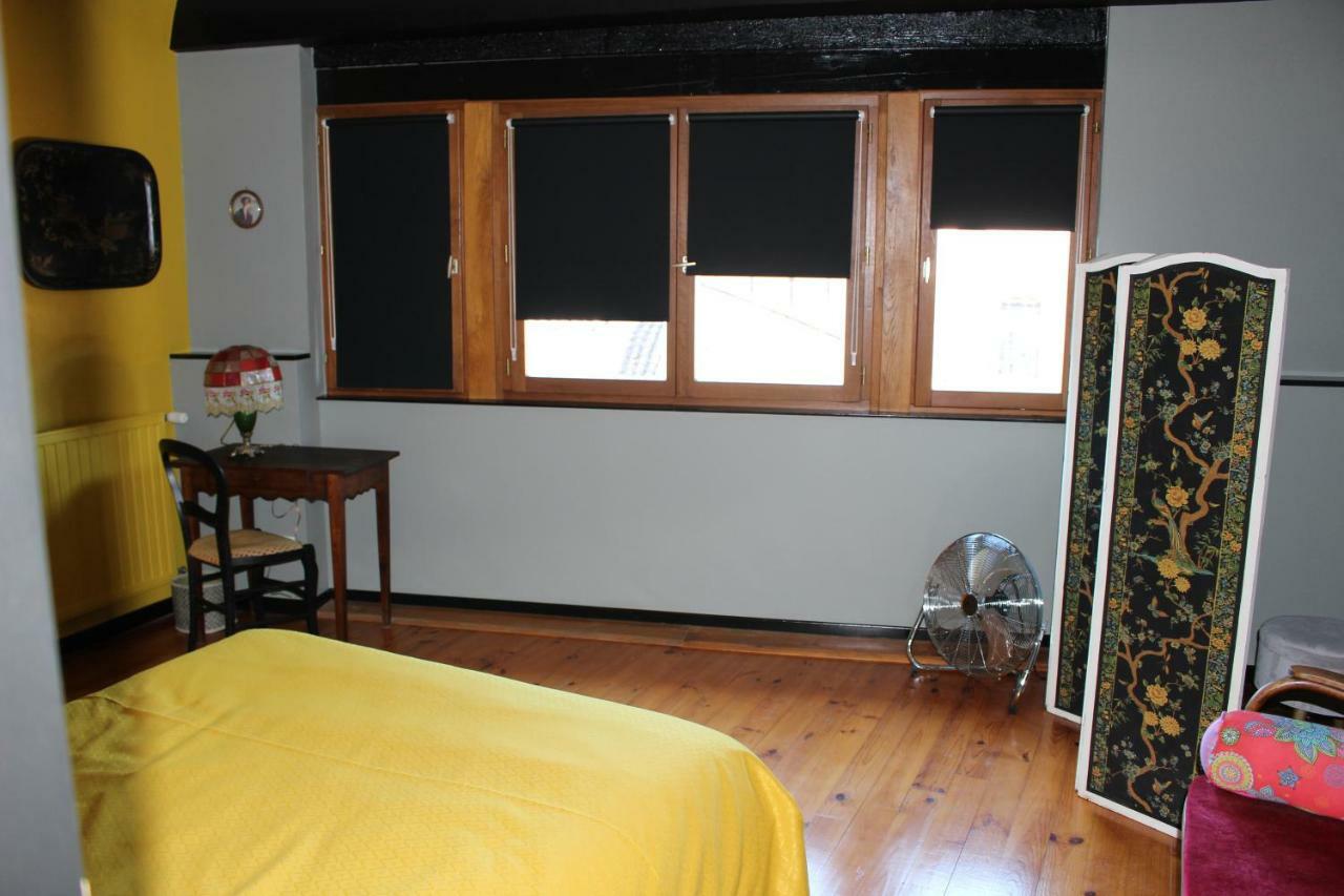Le Cerf Volant Apartment Алби Екстериор снимка